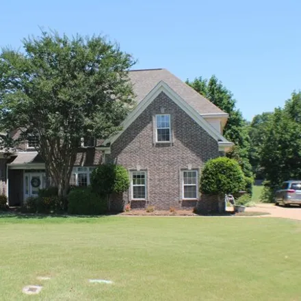 Buy this 5 bed house on 1440 E Fountain Gate Dr in Hernando, Mississippi