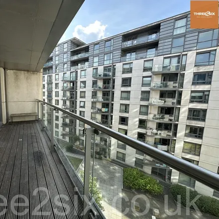 Image 9 - The Cube, 196 Salvage Turn Bridge, Park Central, B1 1RN, United Kingdom - Apartment for rent