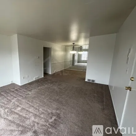Image 1 - 25665 Lahser Rd, Unit B-3 - Condo for rent