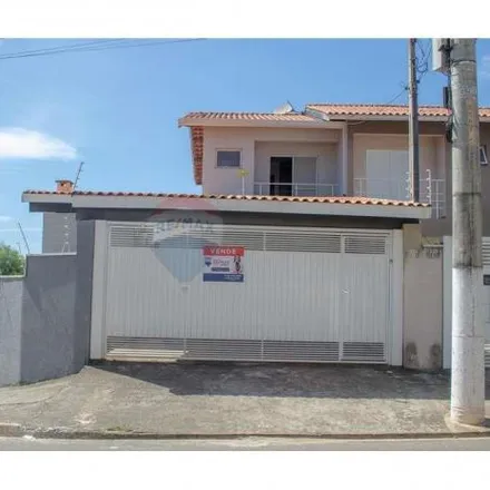 Buy this 2 bed house on Avenida Industrial Walter Kloth in Jardim das Cerejeiras, Atibaia - SP