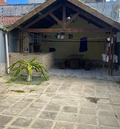 Buy this 3 bed house on Rua Maria Vieira César in Jardim Tavares, Campina Grande - PB