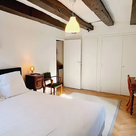 Image 6 - Tours, Indre-et-Loire, France - Apartment for rent