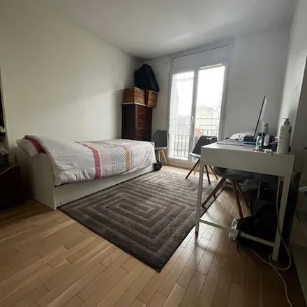 Rent this 2 bed apartment on 4 Place Arthur Dussault in 94220 Charenton-le-Pont, France