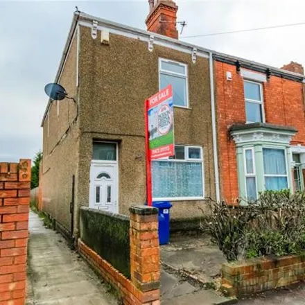 Buy this 3 bed house on Heneage Road in Grimsby, DN32 9NW