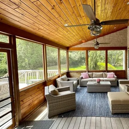 Image 7 - 41 Smith Hollow Drive, Jerneganville, Edgartown, MA 02557, USA - House for sale