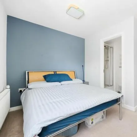 Image 3 - Altius Apartments, 714 Wick Lane, Old Ford, London, E3 2PZ, United Kingdom - Apartment for sale