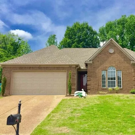 Rent this 3 bed house on 5237 Summer Meadows Lane in Arlington, Shelby County