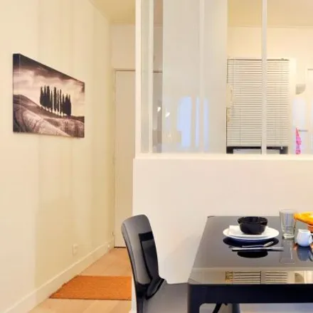Image 6 - 63 Rue Greneta, 75002 Paris, France - Apartment for rent