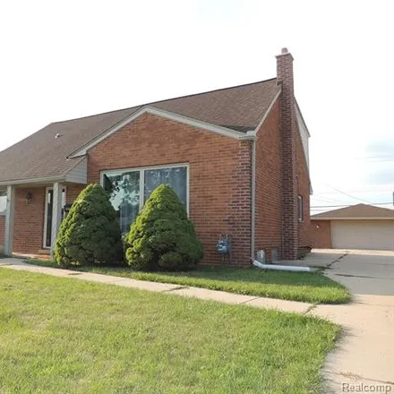Buy this 4 bed house on 14150 Huntington Street in Riverview, MI 48193