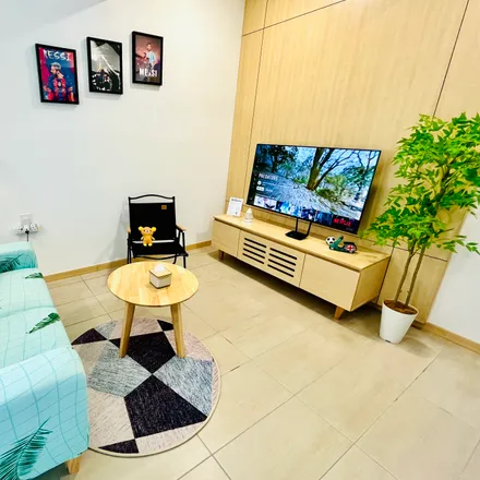 Rent this 1 bed apartment on unnamed road in Kampung Tanah Merah Jaya, 76400