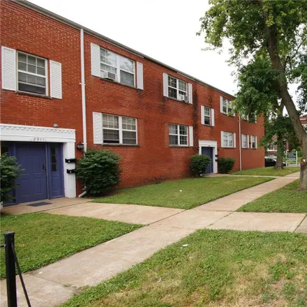 Image 2 - 2903 Chippewa Street, Saint Louis, MO 63118, USA - Apartment for sale