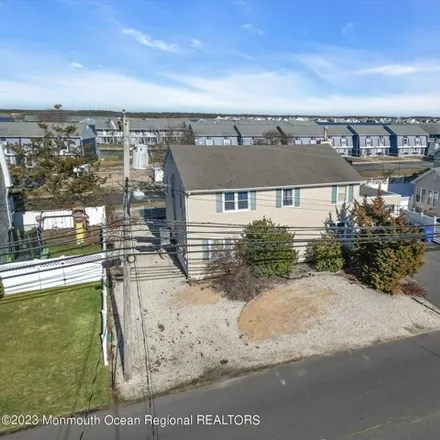 Image 3 - 40 Green Island Road, Toms River, NJ 08753, USA - House for sale