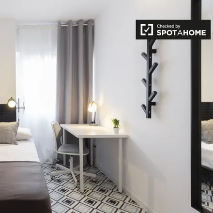 Rent this 9 bed room on Madrid in Calle de Arturo Soria, 161