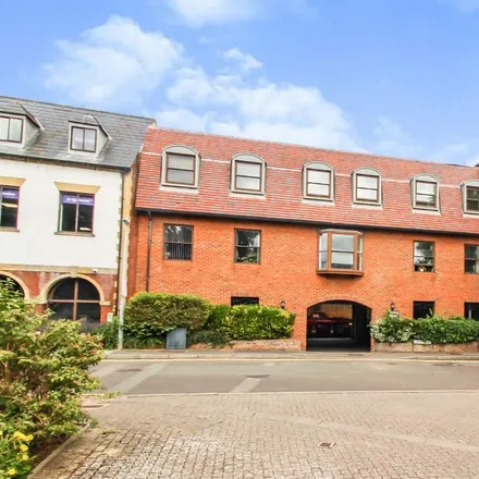 Rent this 2 bed apartment on Hermitage Surgery in Dammas Lane, Swindon