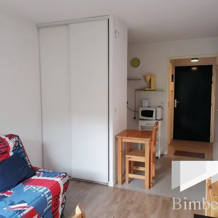 Rent this 1 bed apartment on 36 bis Rue du Général de Gaulle in 45650 Saint-Jean-le-Blanc, France