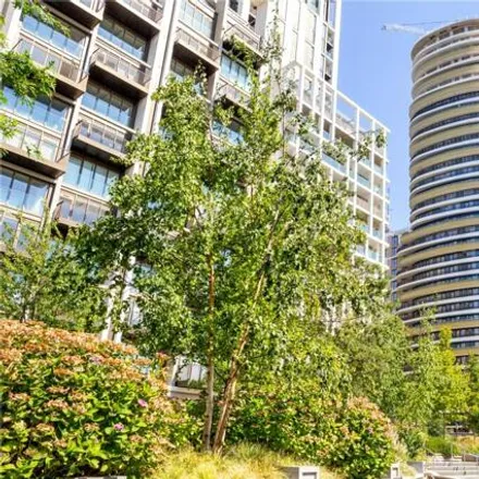 Buy this 1 bed apartment on Centre Stage in Fountain Park Way, London