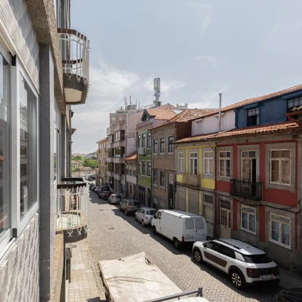 Image 5 - Albergue de Peregrinos do Porto, Rua do Barão de Forrester 954, 4050-272 Porto, Portugal - Room for rent