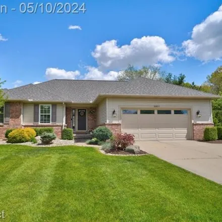Buy this 3 bed house on 639 Shell Bark Court in Grand Blanc, MI 48439