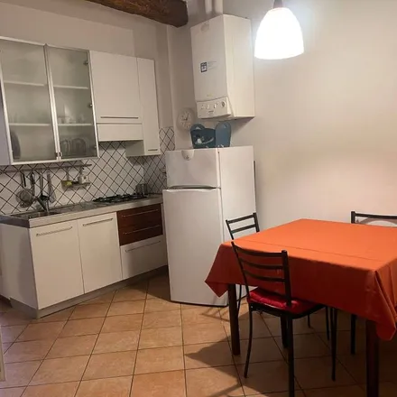 Rent this 3 bed apartment on Via del Pratello 55 in 40122 Bologna BO, Italy