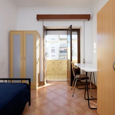 Rent this 3 bed apartment on Rua Carlos Seixas 284 in 3030-177 Coimbra, Portugal
