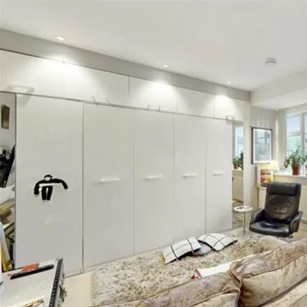 Image 5 - Sophisticated, 55 Willesden Lane, London, NW6 7TD, United Kingdom - Apartment for sale