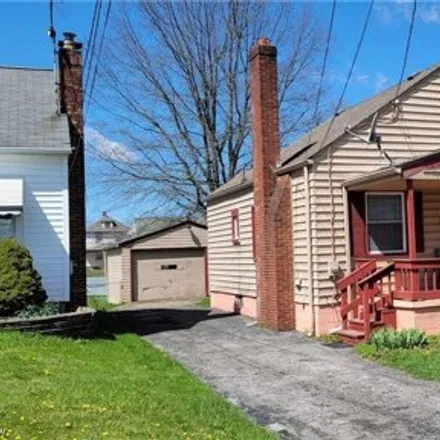 Buy this 3 bed house on 426 Moherman Avenue in Youngstown, OH 44509
