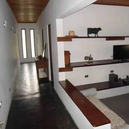 Rent this 2 bed townhouse on Mairinque in Região Metropolitana de Sorocaba, Brazil