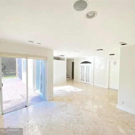 Image 7 - 5830 Northwest 119th Drive, Heron Bay South, Coral Springs, FL 33076, USA - House for rent