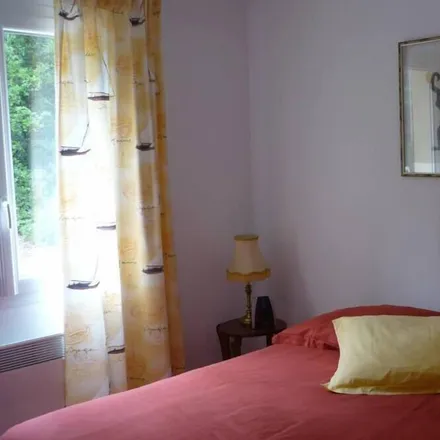 Rent this 3 bed house on 33123 Le Verdon-sur-Mer