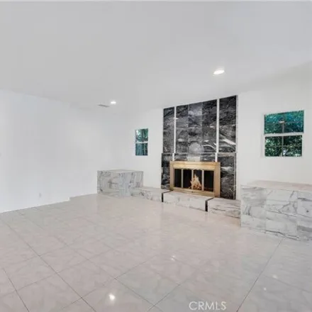 Image 7 - 22481 Cass Avenue, Los Angeles, CA 91364, USA - House for rent