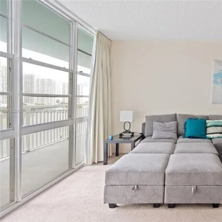 Image 8 - Winston Towers 500, 301 Northeast 174th Street, Sunny Isles Beach, FL 33160, USA - Condo for sale