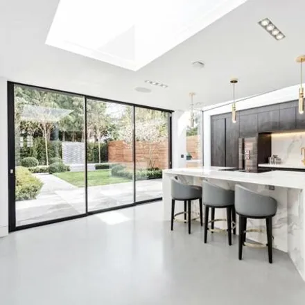 Buy this 4 bed house on 112 Hanover Road in Brondesbury Park, London