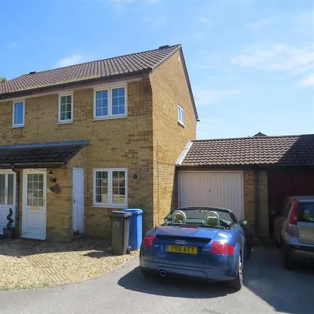 Rent this 2 bed duplex on Sydling Close in Bournemouth, Christchurch and Poole