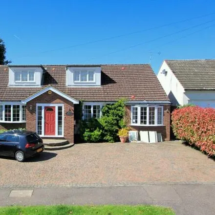 Buy this 4 bed house on Lytton Fields in Knebworth, SG3 6AX
