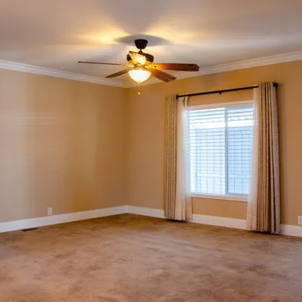 Image 3 - 1900 West, Roy, UT 84067, USA - Apartment for sale