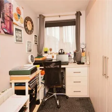 Image 7 - Hermitage Close, London, SE2 9QB, United Kingdom - Apartment for sale