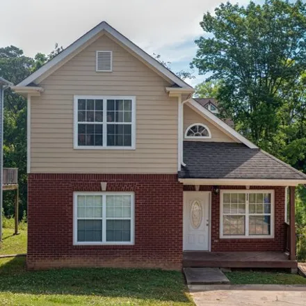 Rent this 3 bed house on 332 Oliver Street in Chattanooga, TN 37405