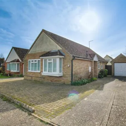 Buy this 2 bed house on 22 Brook Vale in St Osyth, CO16 8RY