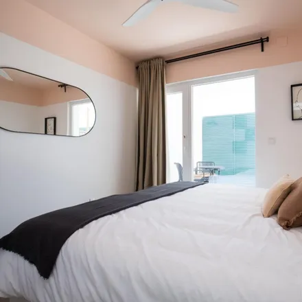 Rent this 5 bed room on Externato Abelhinha in Rua Manuel Agro-Ferreira 37, 2825-363 Costa da Caparica