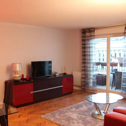 Image 2 - 92800 Puteaux, France - Apartment for rent