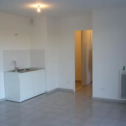 Image 3 - 20 Avenue Millie Mathys, 13015 15e Arrondissement, France - Apartment for rent