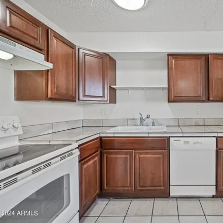 Image 5 - 20 North San Jose, Mesa, AZ 85201, USA - Apartment for rent
