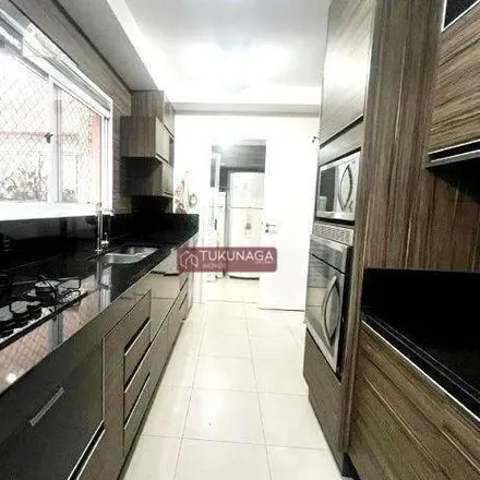 Buy this 4 bed apartment on Rua Dona Leopoldina in Vila Augusta, Guarulhos - SP