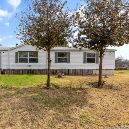 Buy this studio apartment on 499 Jackson Street in Pleasanton, TX 78064