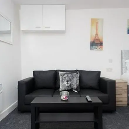 Rent this 1 bed apartment on Bayswater Place in Leeds, LS8 5LG