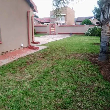 Image 3 - Maple Road, Chantelle, Akasia, 0118, South Africa - Apartment for rent
