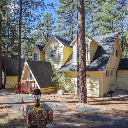 Image 3 - 478 Edgemoor Road, Big Bear Lake, CA 92315, USA - House for sale