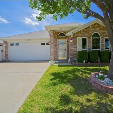 Rent this 3 bed house on 7074 Snowivy Court in Arlington, TX 76001