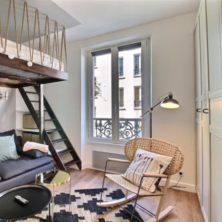 Image 2 - 52 Rue de Montreuil, 75011 Paris, France - Apartment for rent