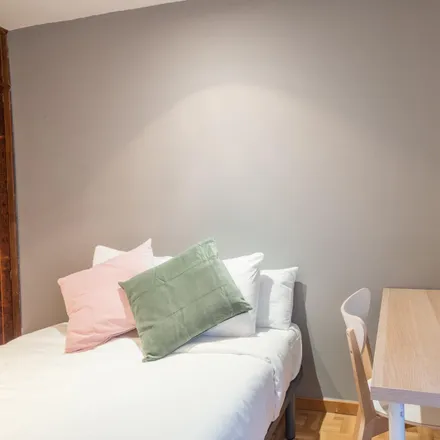 Rent this 5 bed room on Calle de Lavapiés in 14, 28012 Madrid